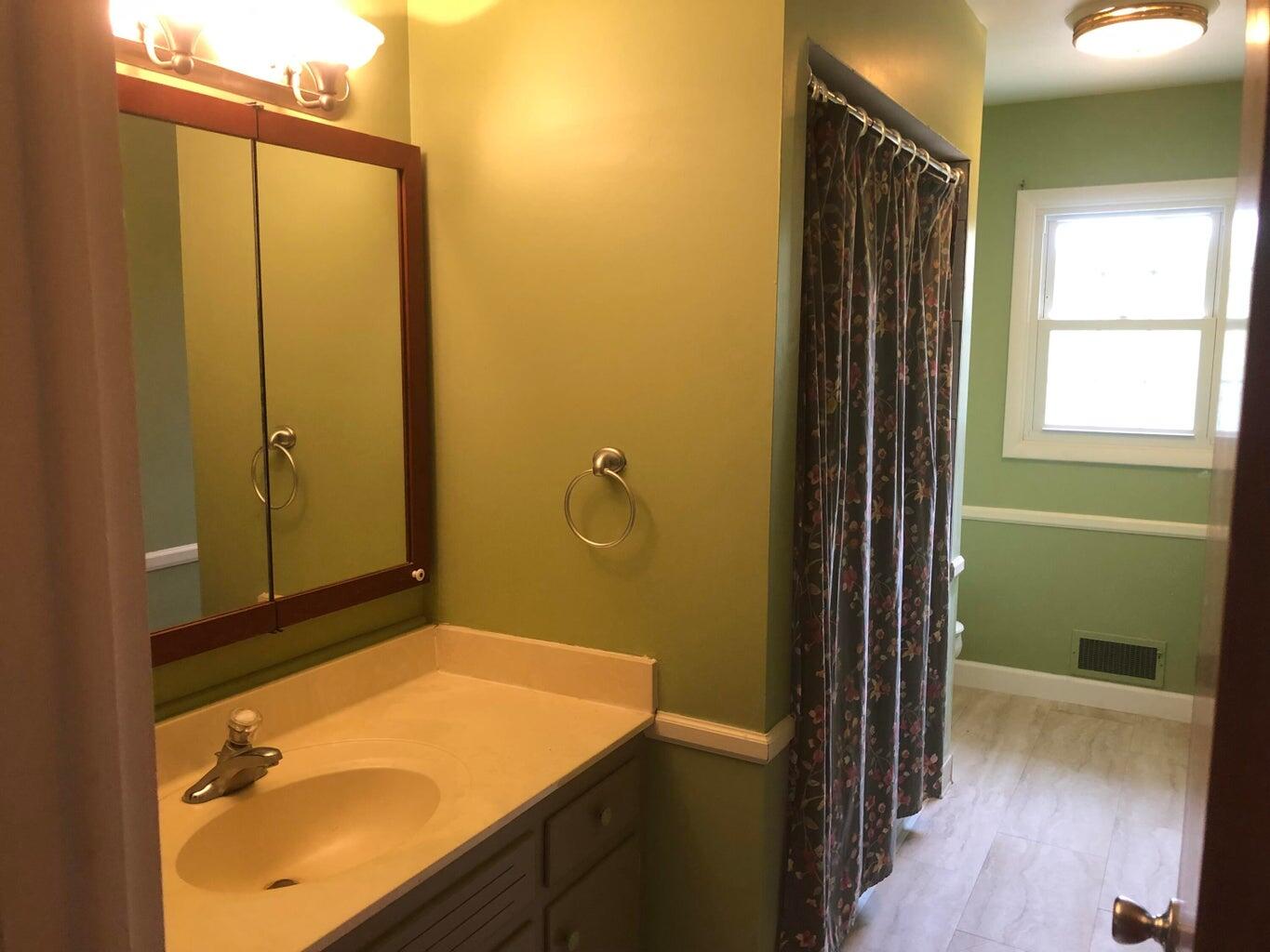 3388 Hathaway Lane