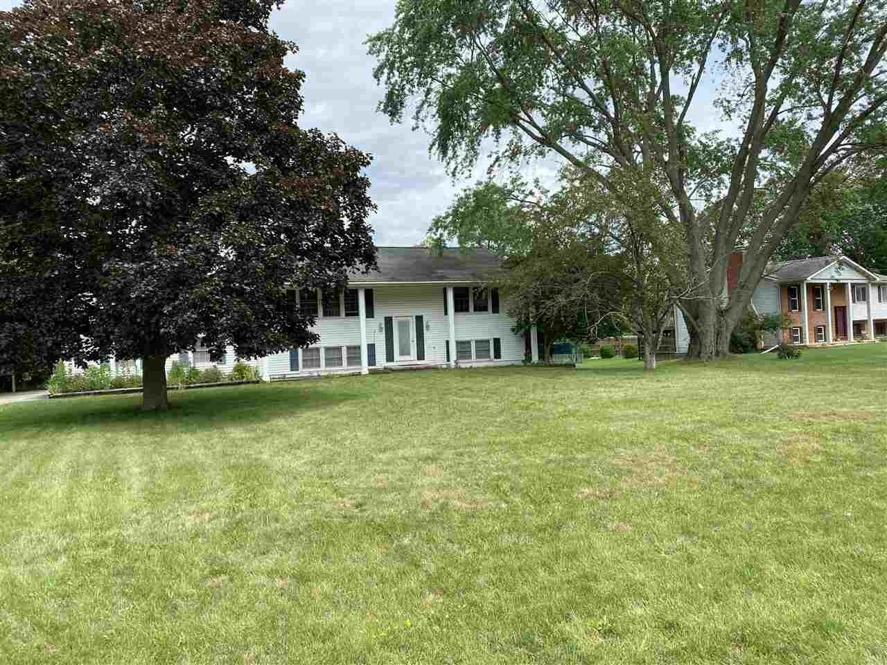 3388 Hathaway Lane