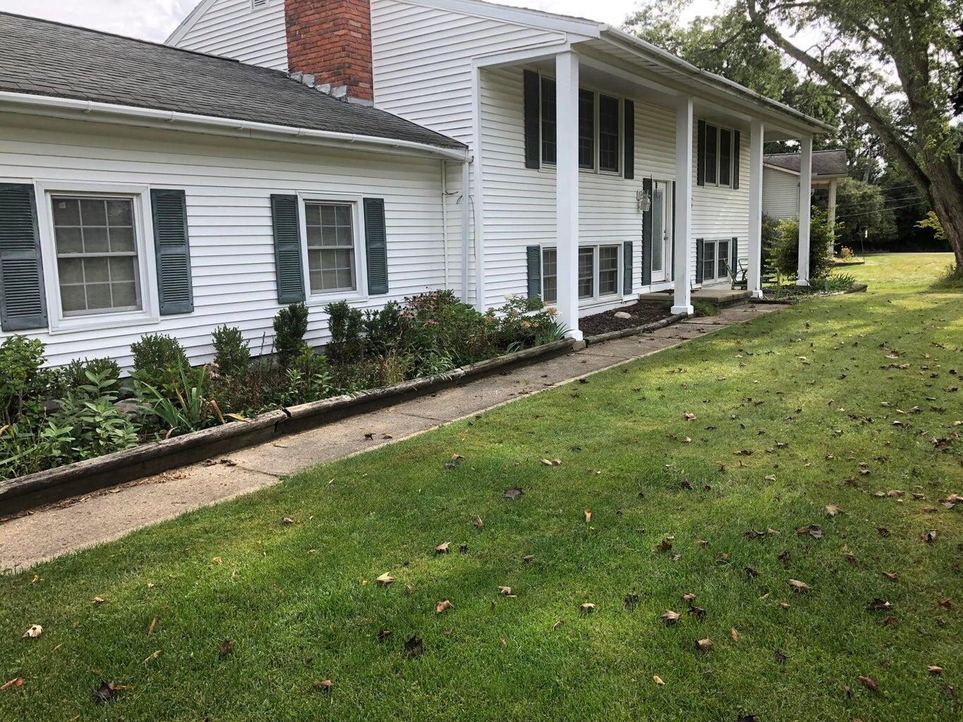 3388 Hathaway Lane