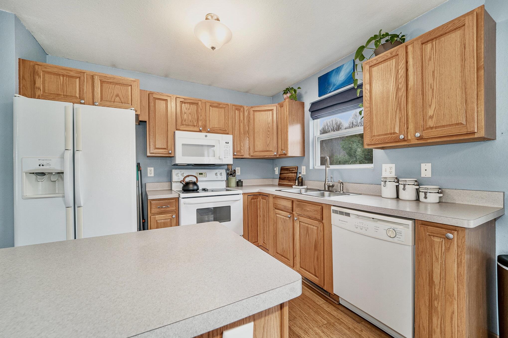 8118 Glenbarr Drive
