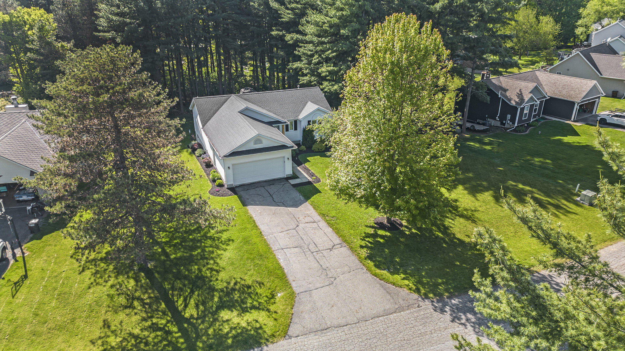 4465 Spinnaker Lane