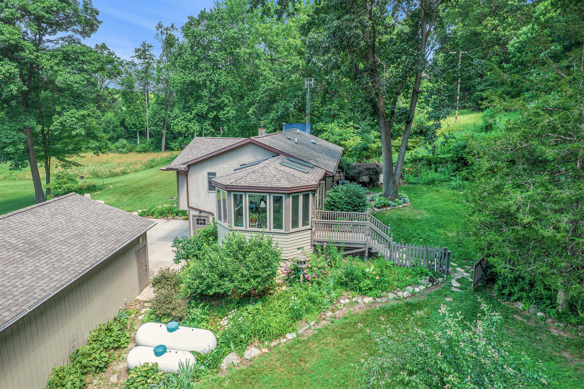 5600 Cross Road