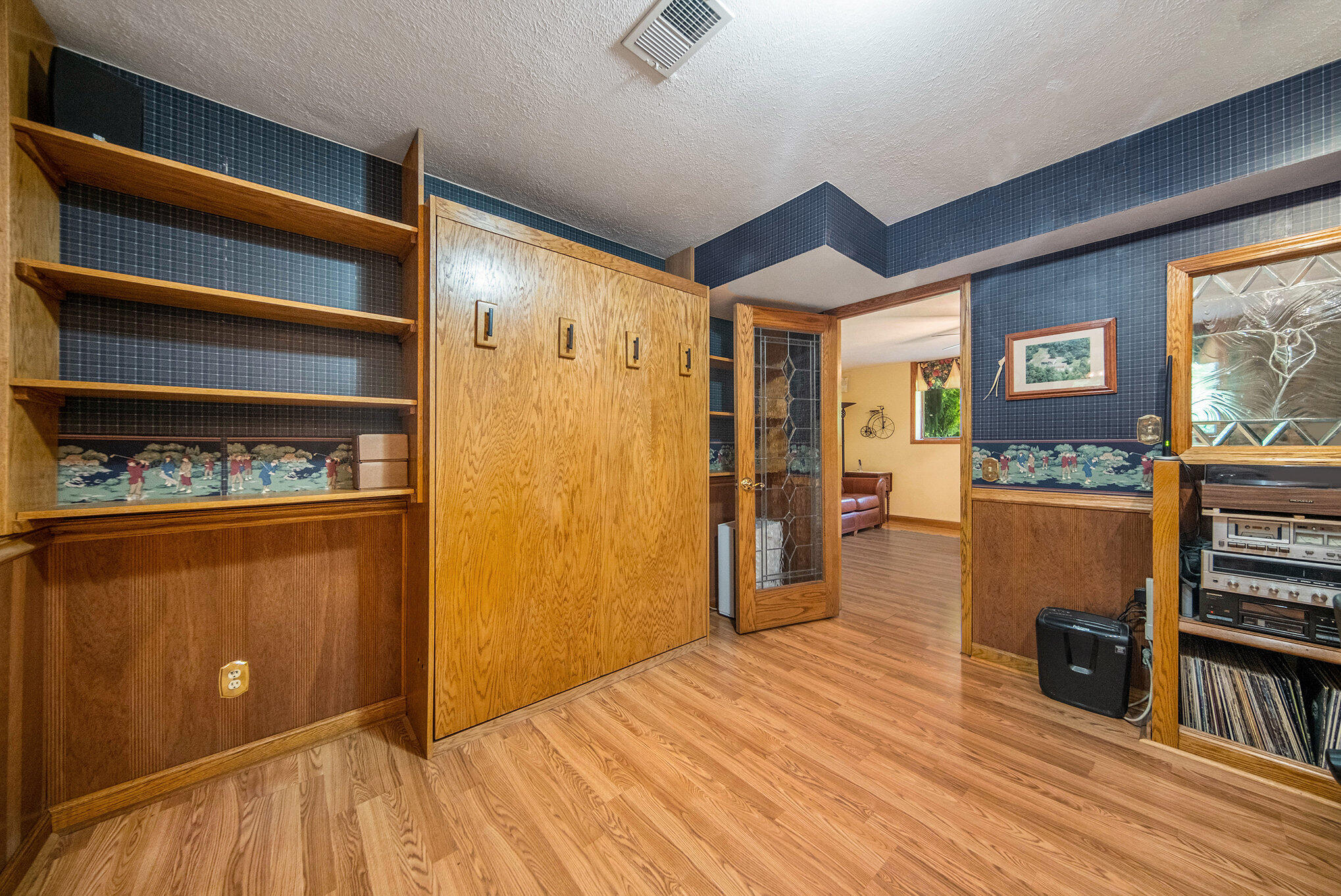 5600 Cross Road