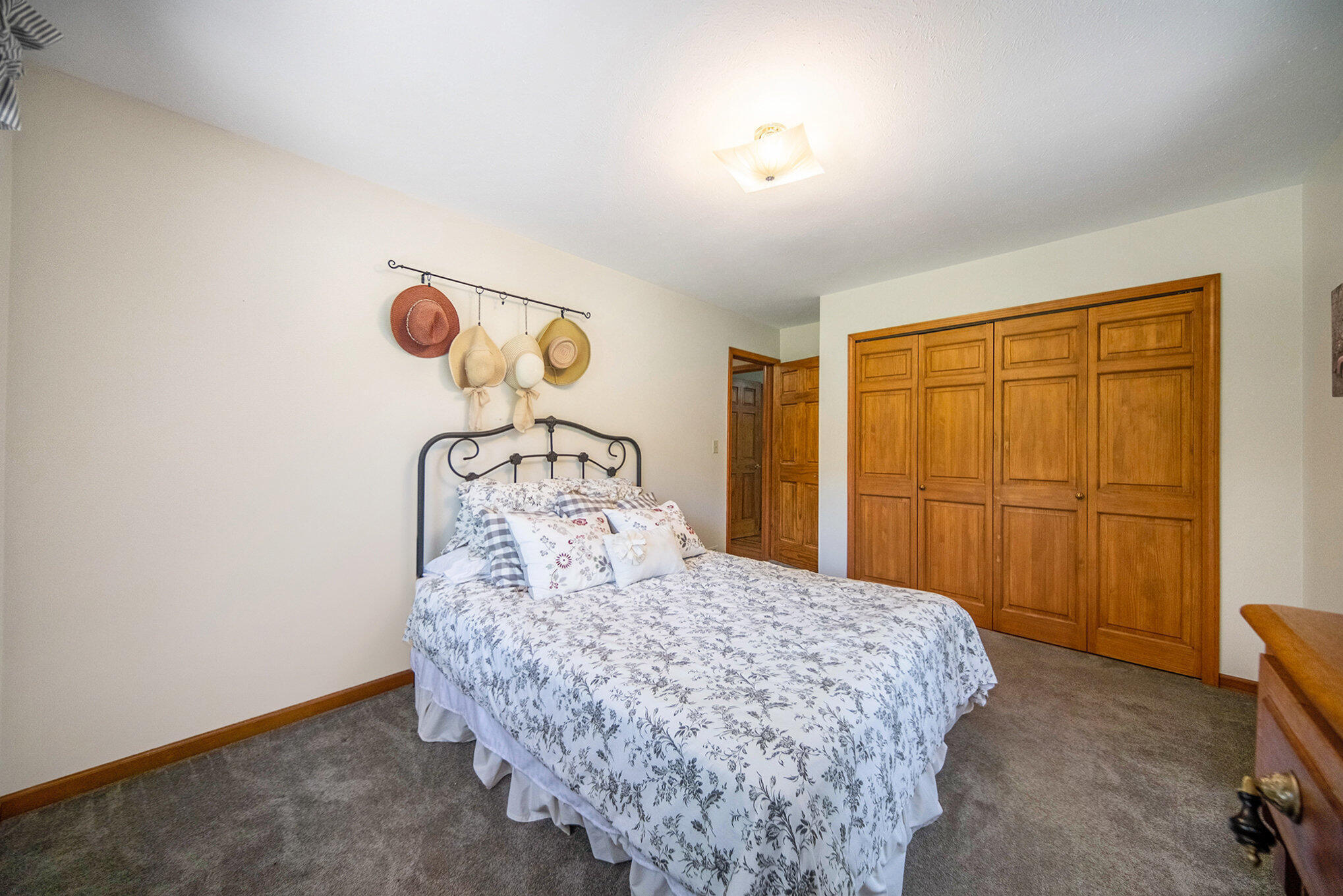 5600 Cross Road