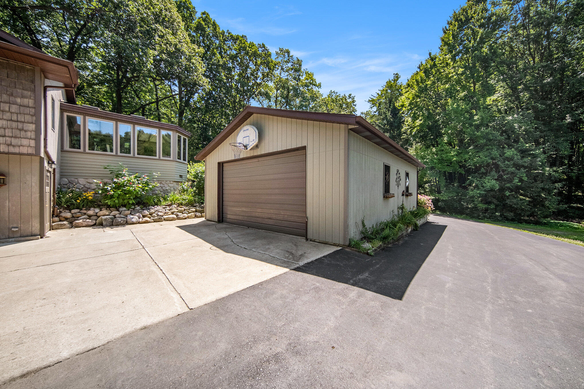 5600 Cross Road