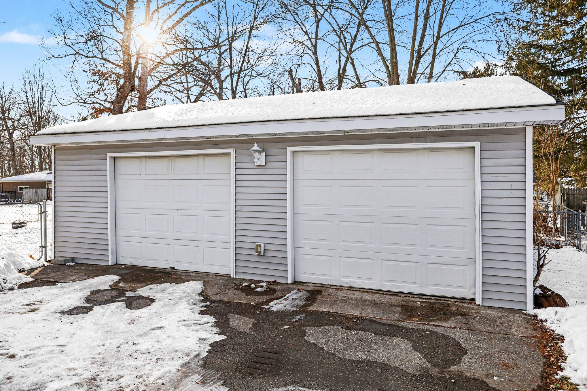 228 Eastlawn