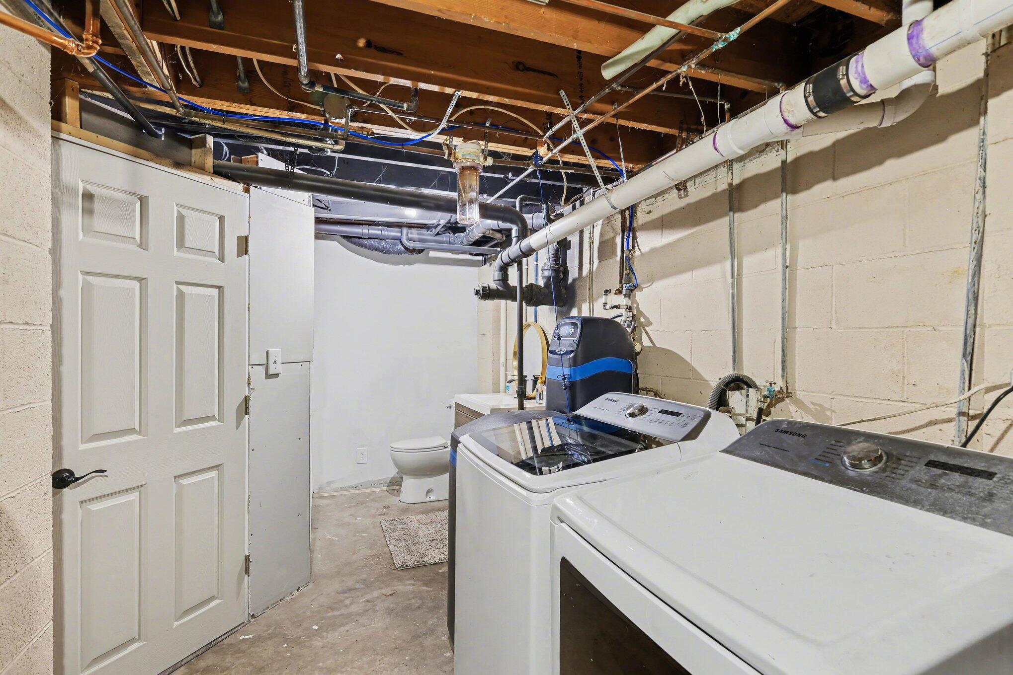 228 Eastlawn
