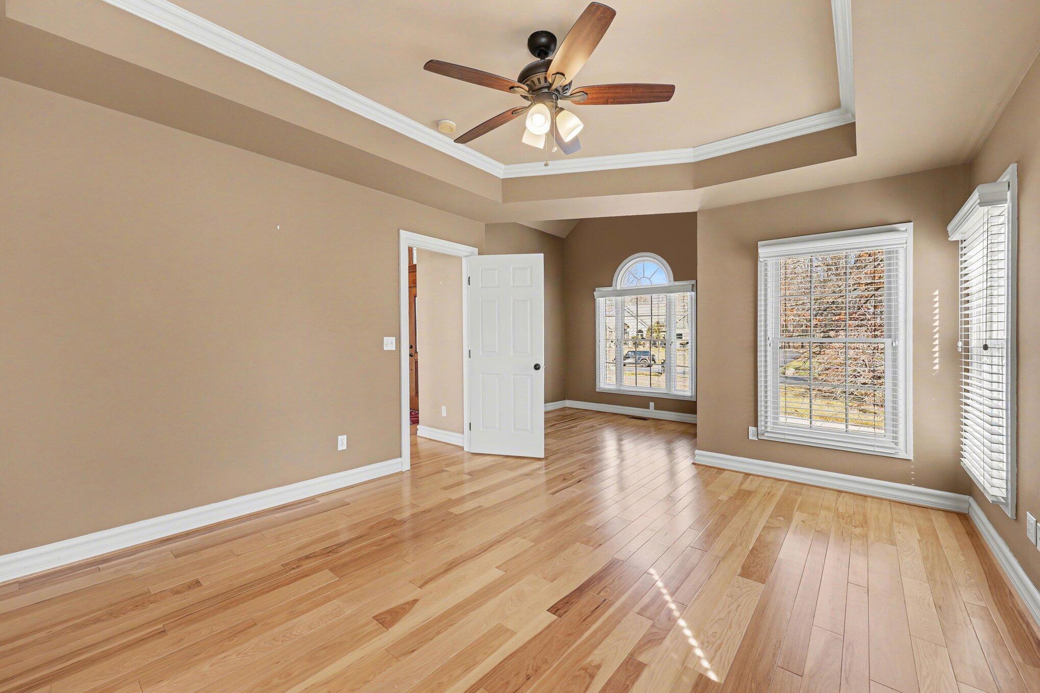 4849 Indian Creek Drive