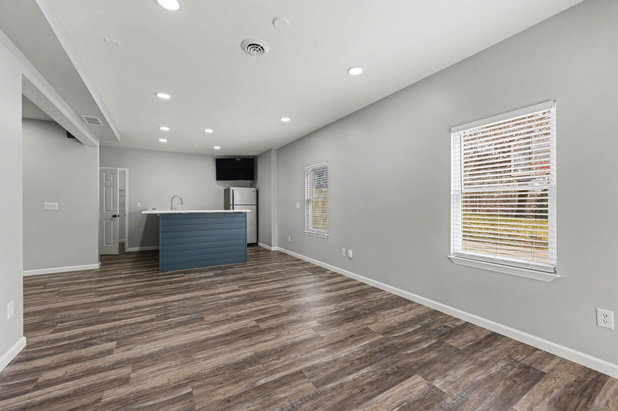 4849 Indian Creek Drive