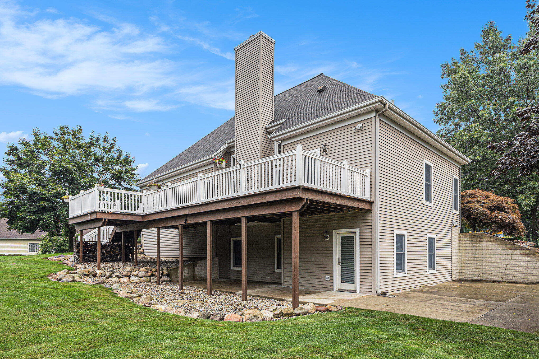 4849 Indian Creek Drive