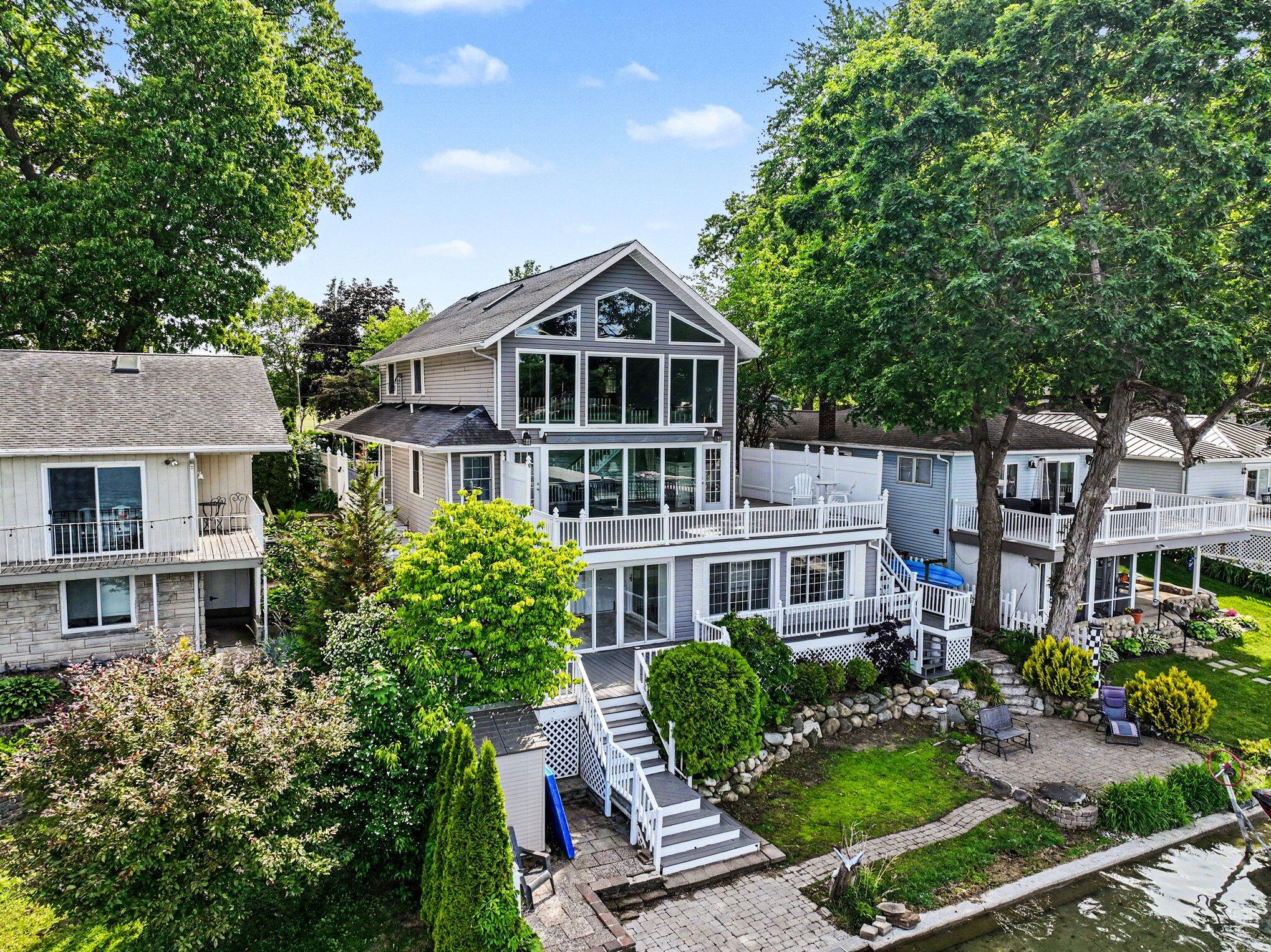 19722 Crescent Beach Road