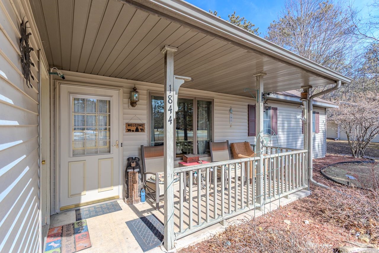 1844 PLANTATION LANE