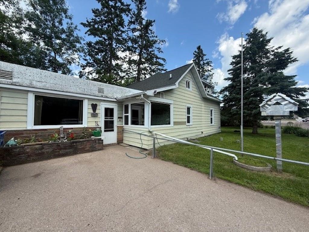 2111 LOGAN AVENUE