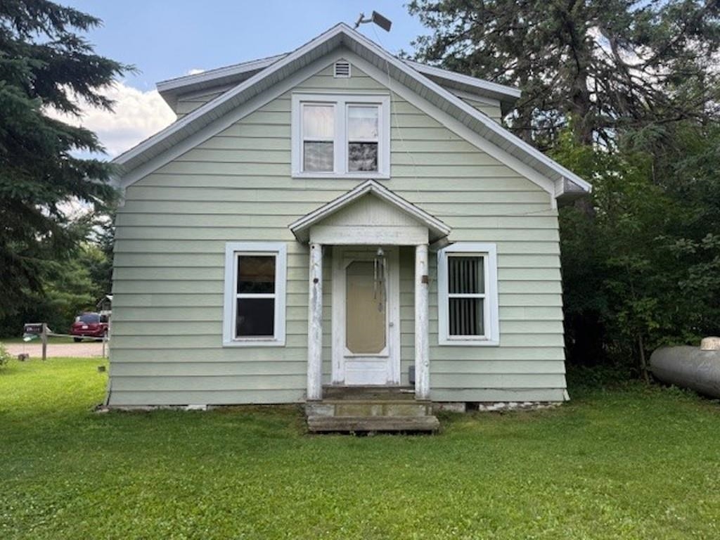 2111 LOGAN AVENUE