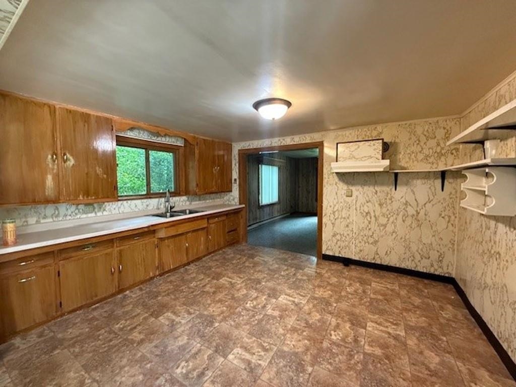 2111 LOGAN AVENUE