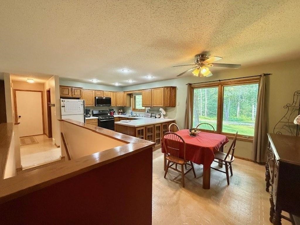 W3702 COUNTY ROAD D
