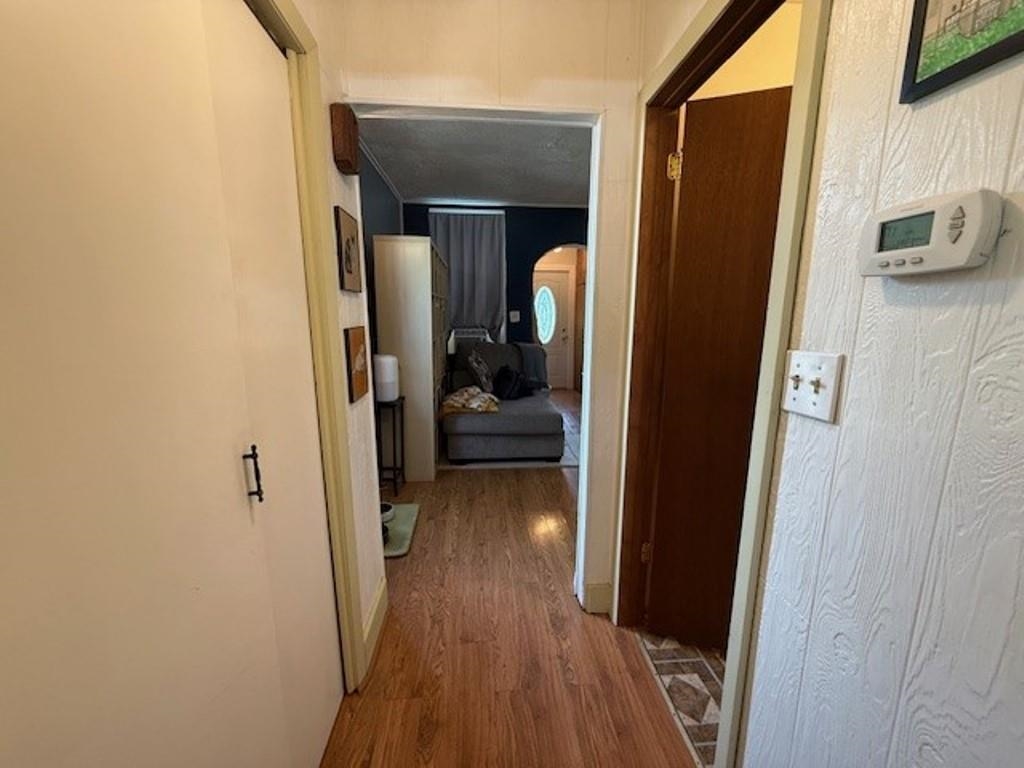 102 E STROWBRIDGE STREET