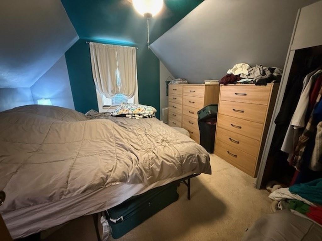 102 E STROWBRIDGE STREET