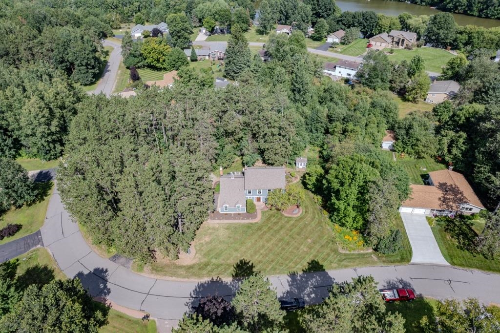 227825 NUTHATCH LANE