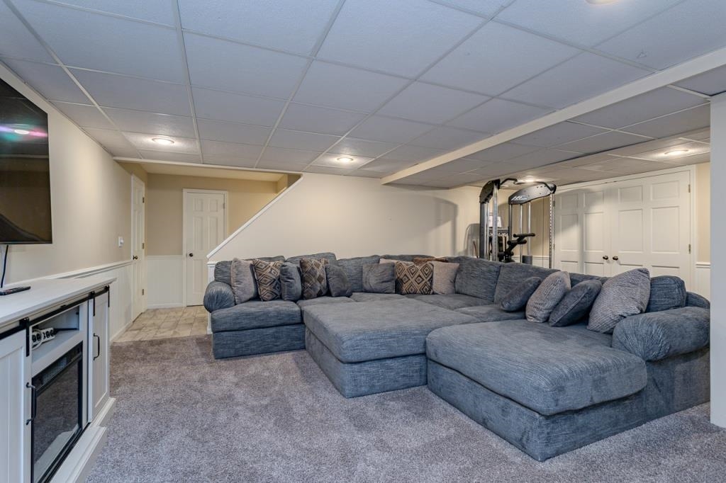 227825 NUTHATCH LANE