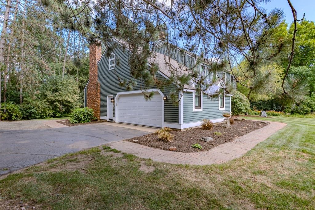 227825 NUTHATCH LANE