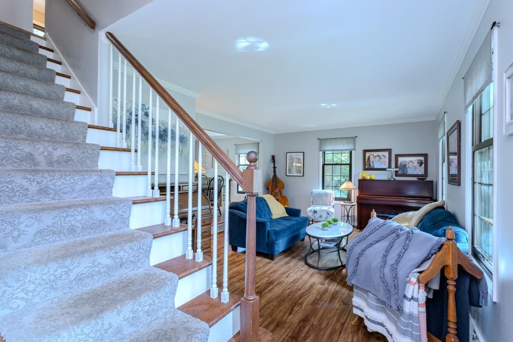 227825 NUTHATCH LANE