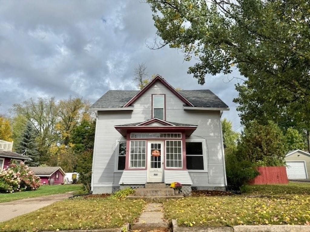 504 E 4TH STREET
