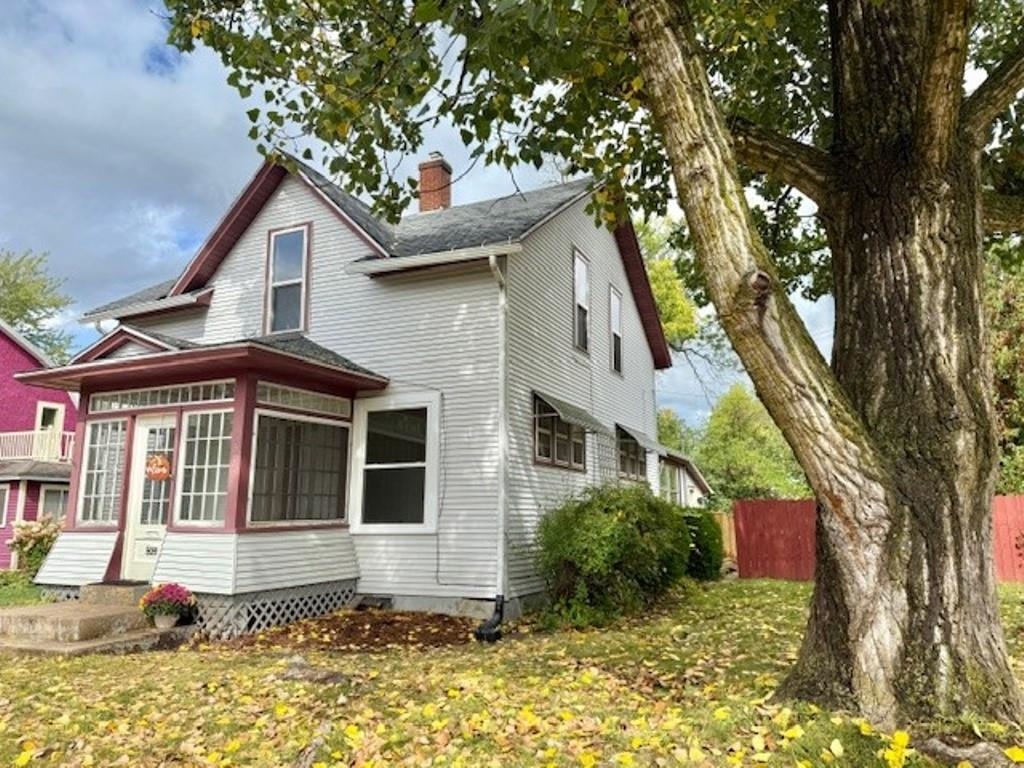 504 E 4TH STREET
