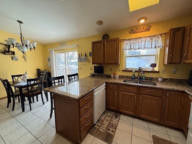 5906 LAWNDALE STREET