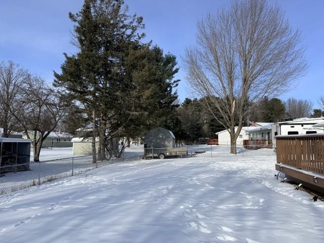 5906 LAWNDALE STREET