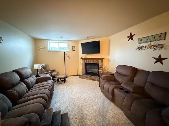 5906 LAWNDALE STREET