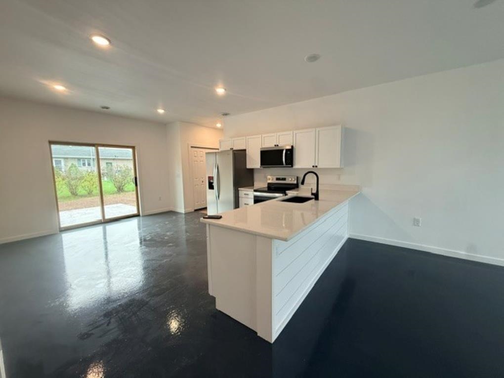 305 S KYES STREET Unit: A & B
