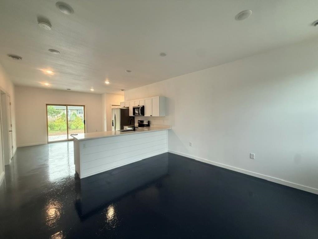 305 S KYES STREET Unit: A & B