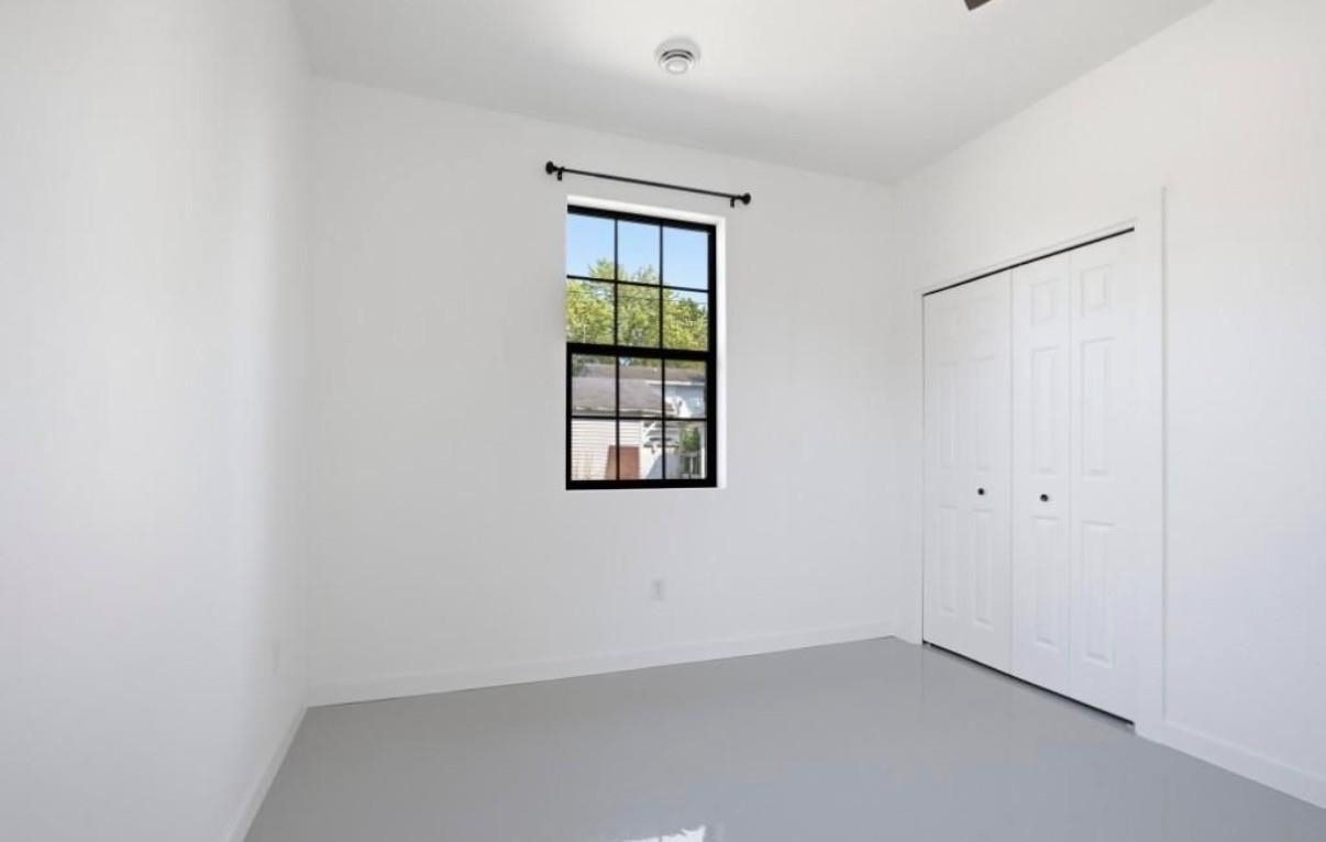 305 S KYES STREET Unit: A & B