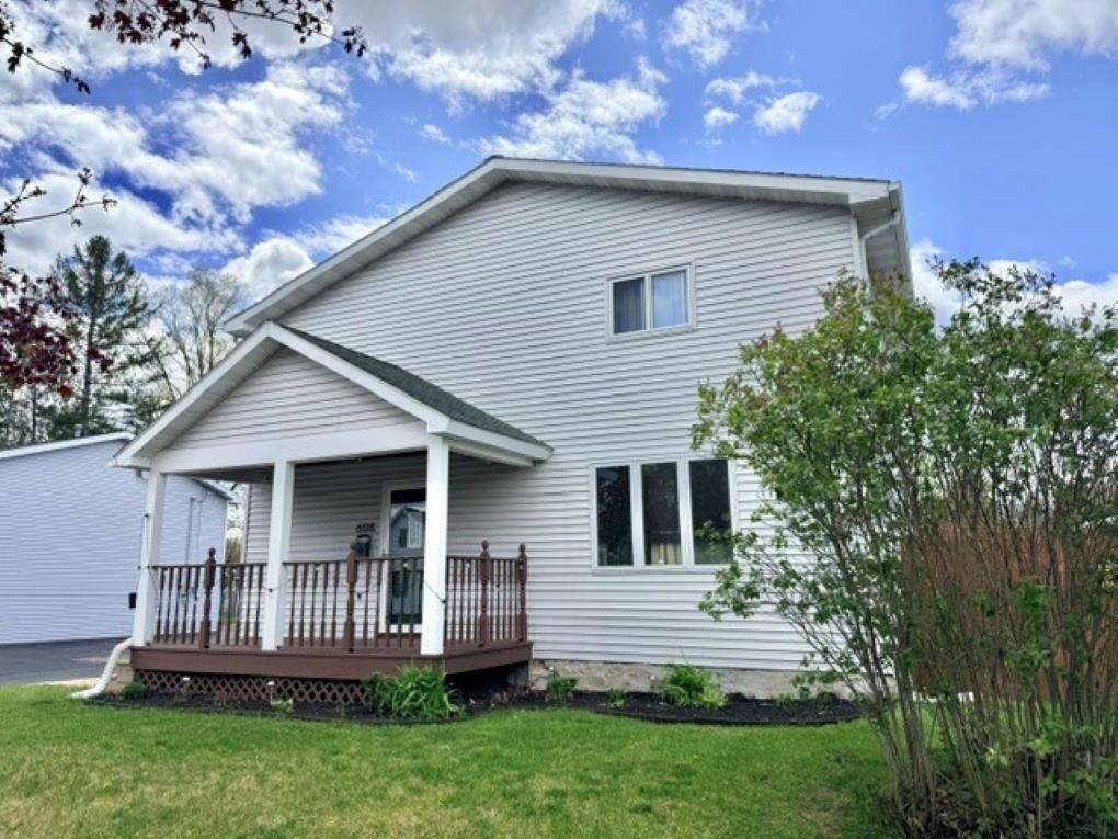 608 MORELAND AVENUE