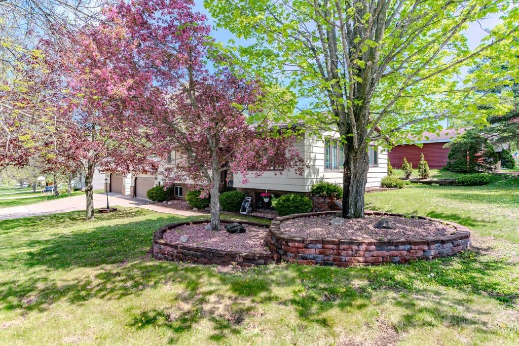 1501 BEECHWOOD DRIVE