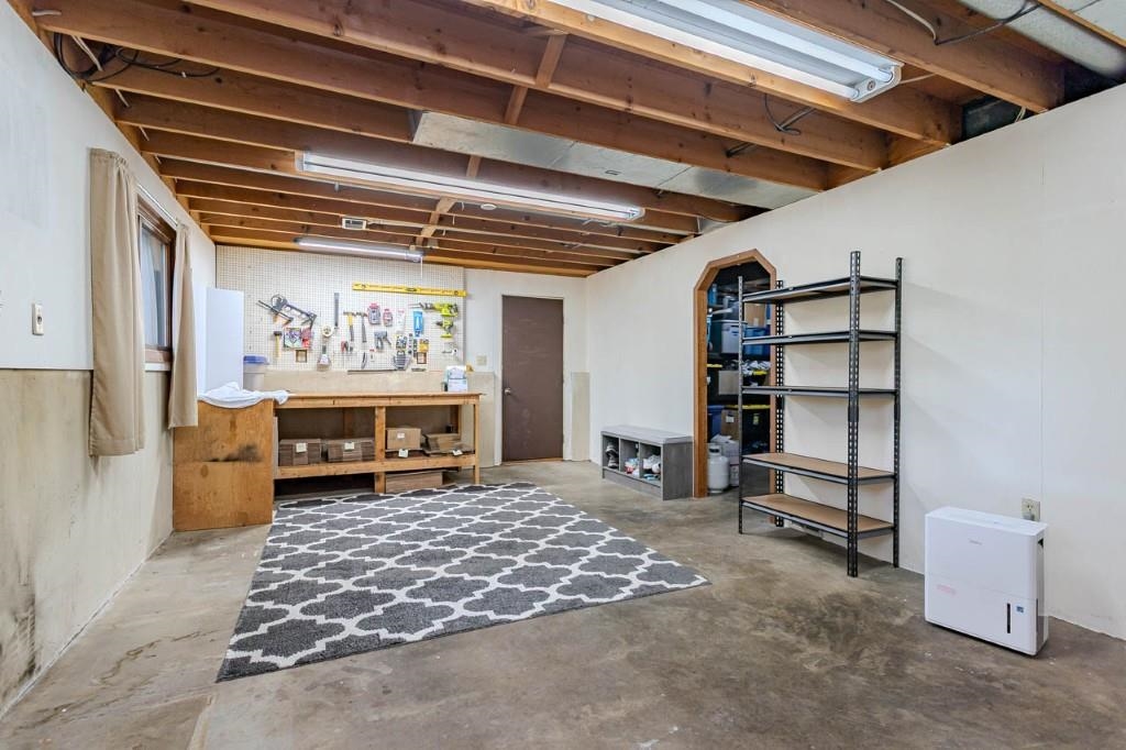 1501 BEECHWOOD DRIVE