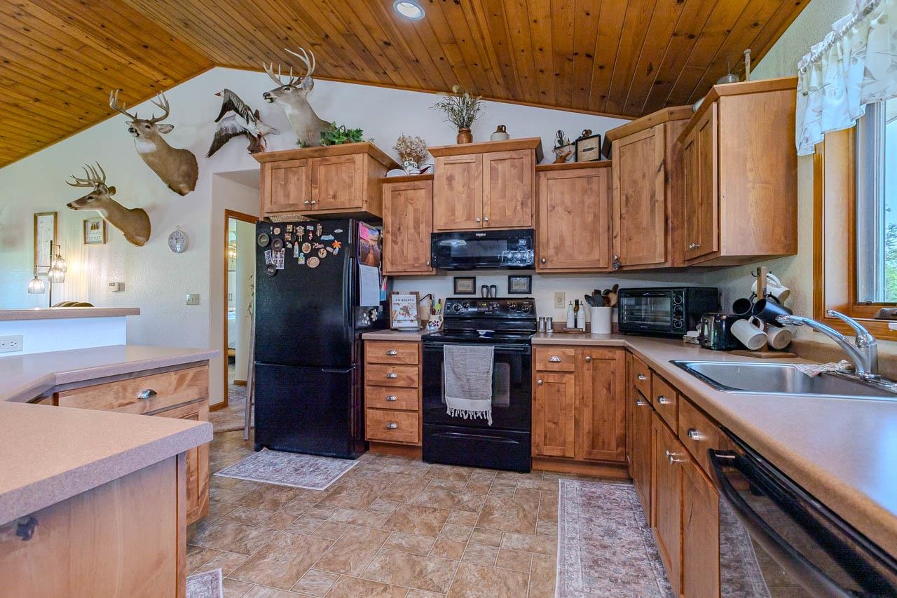 W9866 COUNTY ROAD M