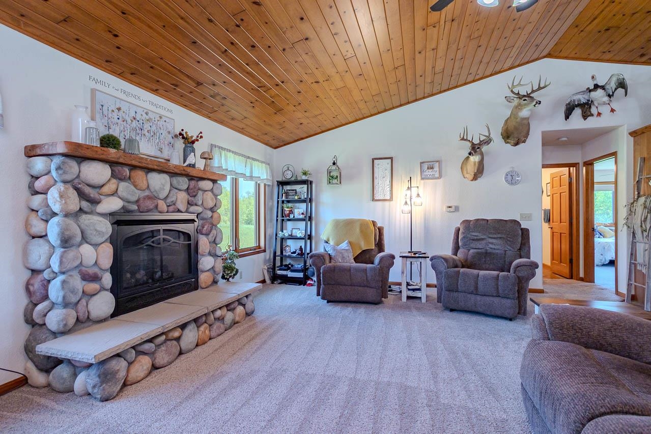 W9866 COUNTY ROAD M