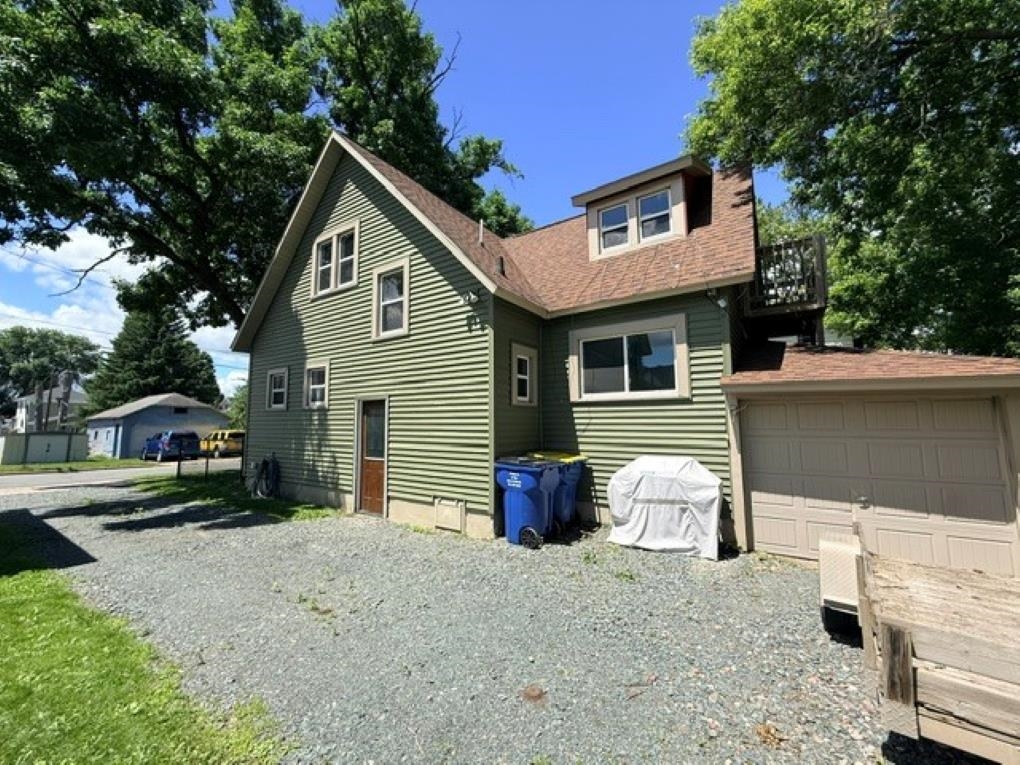 103 HENDRICKS STREET