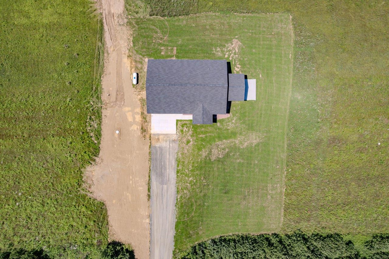 223046 TOMATO ROAD
