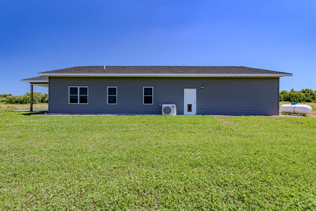 223046 TOMATO ROAD
