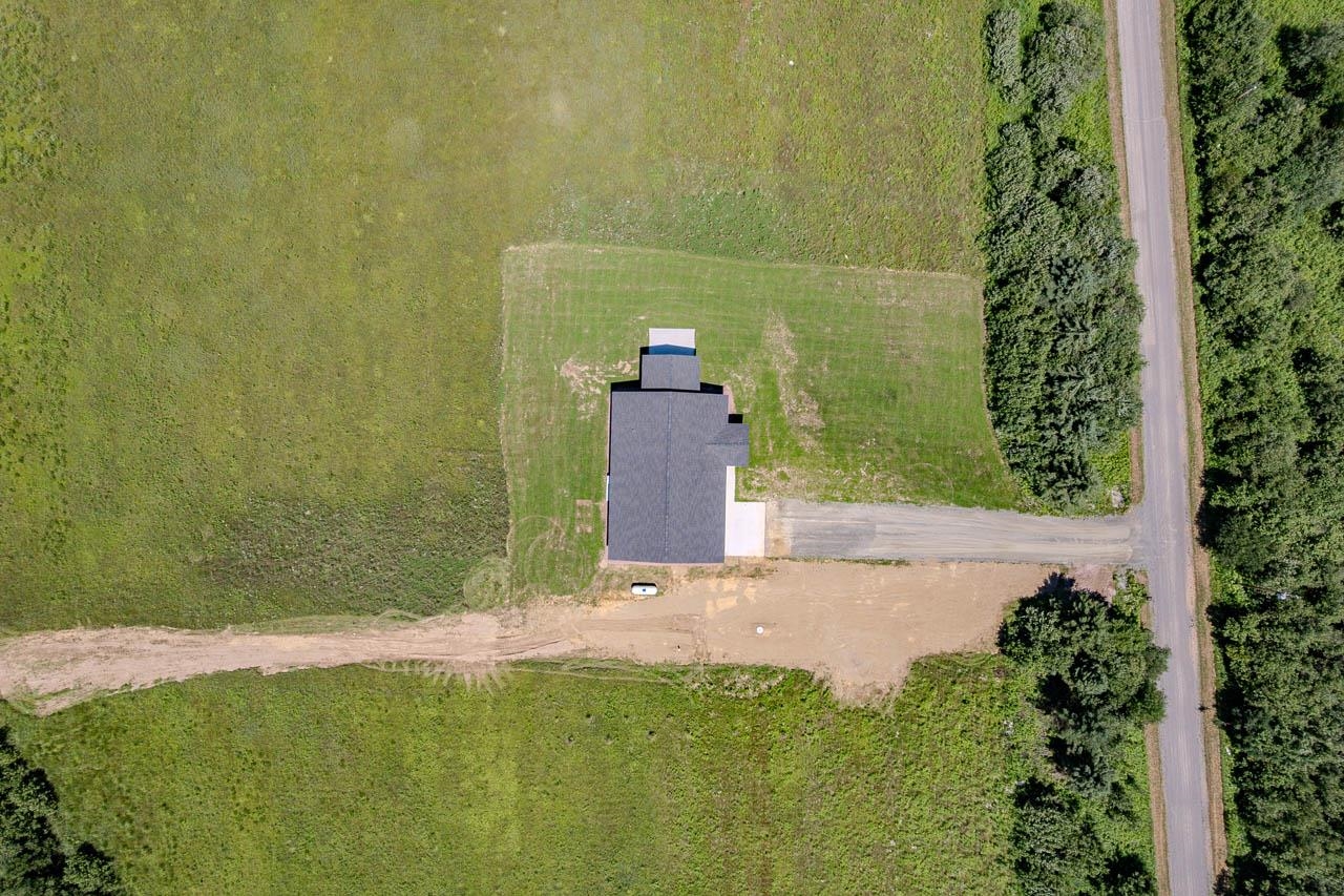 223046 TOMATO ROAD