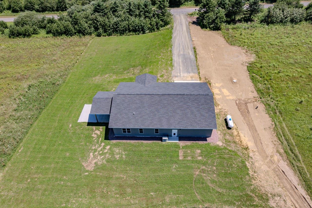 223046 TOMATO ROAD