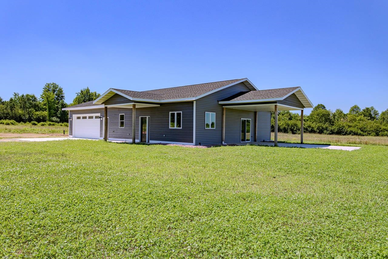 223046 TOMATO ROAD