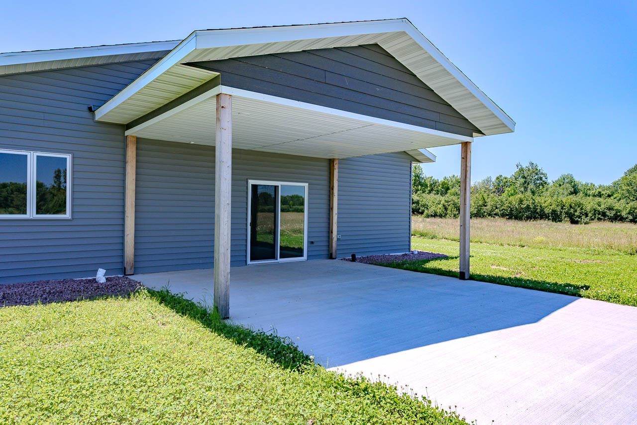 223046 TOMATO ROAD