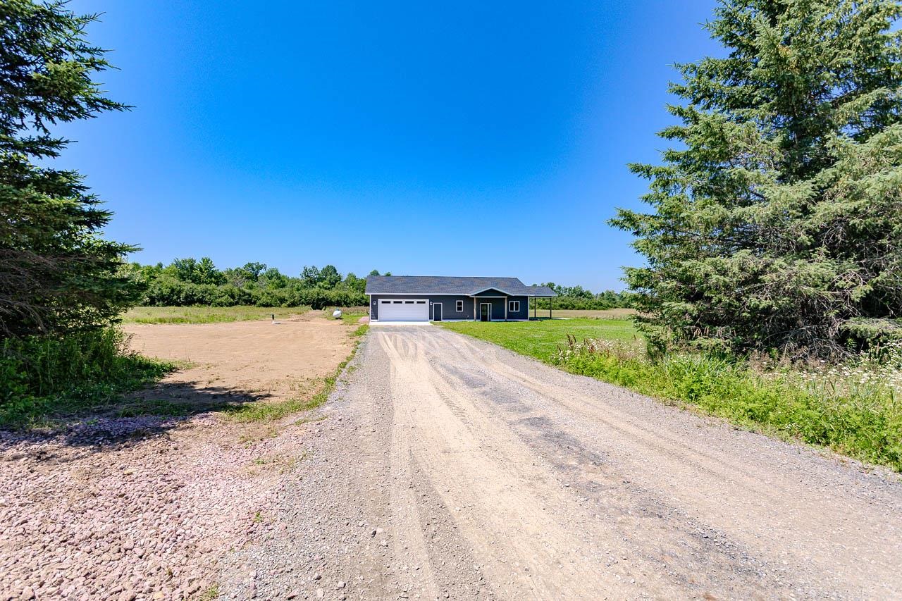 223046 TOMATO ROAD