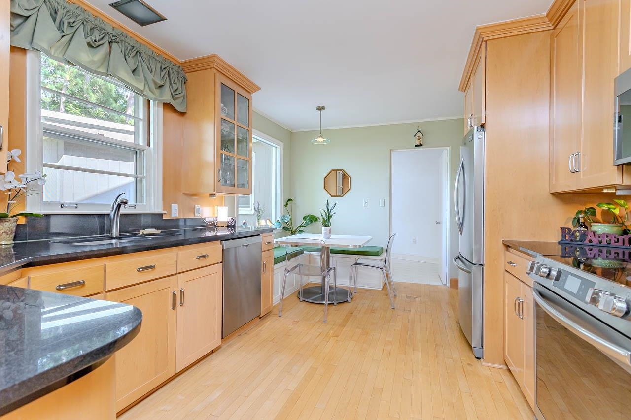 910 N 13TH STREET