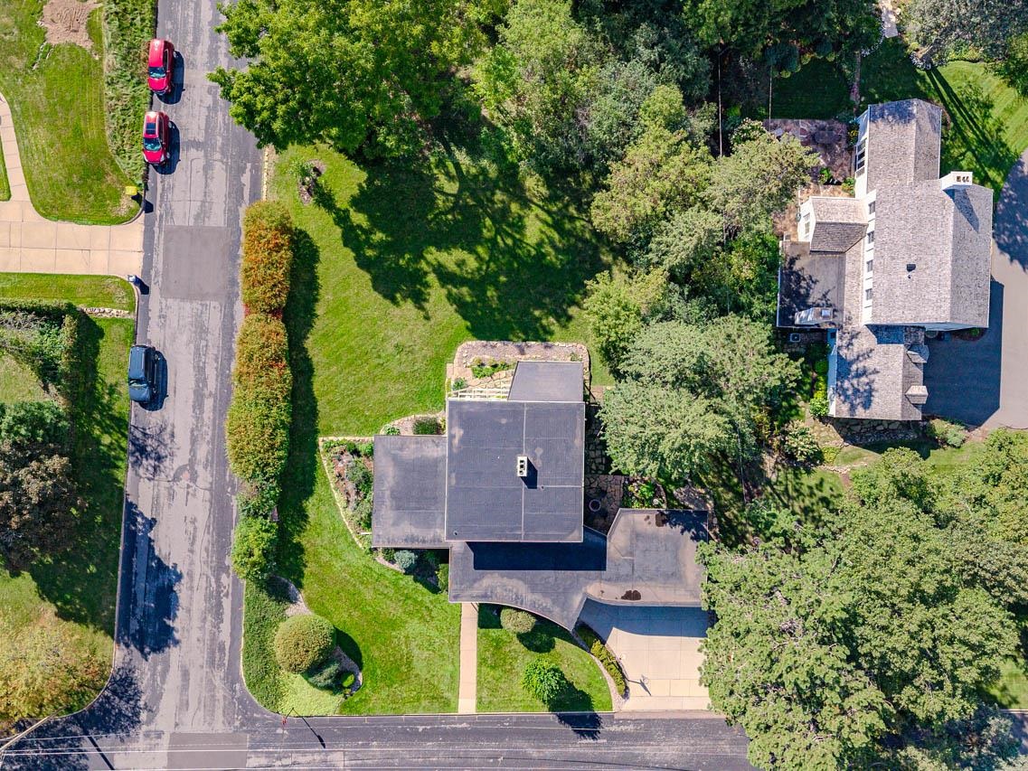910 N 13TH STREET