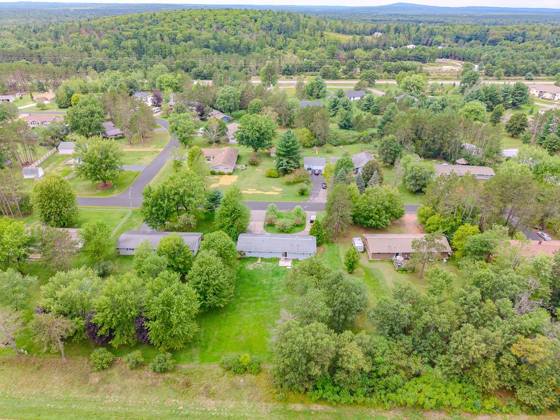 1542 PINE GROVE DRIVE